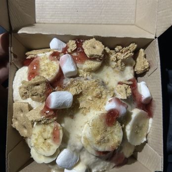 Cinnaholic - Bakeries Near Me - Long Beach, California
