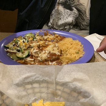 Don Jorge's Cocina - Steak with cheese, grilled veggies and rice....disappearing chips up front! - Mexican Near Me - Dallas, Texas Don Jorge's Cocina - Steak with cheese, grilled veggies and rice....disappearing chips up front! - Mexican Near Me - Dallas, Texas