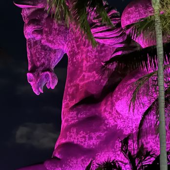 Pegasus Statue at Gulfstream Park - Landmarks & Historical Buildings Near Me - Hallandale Beach, Florida