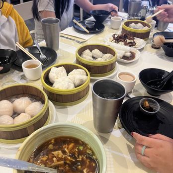 Sam Woo Cafe - hot sour soup, har gow, soup dumplings, fried squid appetizer, bbq pork buns, jasmine tea - Desserts Near Me - Artesia, California