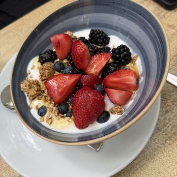 Yolk - Streeterville - Breakfast & Brunch Near Me - Chicago, Illinois Yolk - Streeterville - Breakfast & Brunch Near Me - Chicago, Illinois