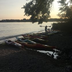 Niagara Kayak Rentals - The early bird gets the glassy flat waters, Queens Royal Park 2017.