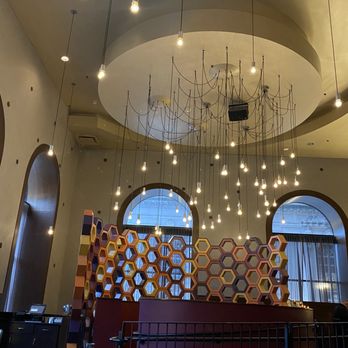 Mercat a la Planxa - Great decor in the dining room. - Tapas Bars Near Me - Chicago, Illinois