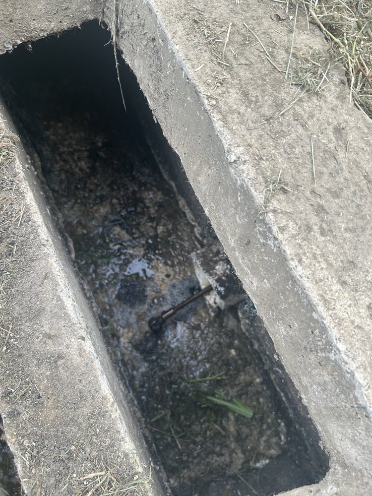 Slide of Gary’s Plumbing