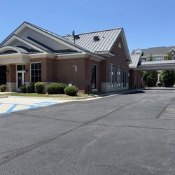 Potomac Station Dental Care - Side of office, Potomac Station Dental Care. Dentist in Leesburg, VA.