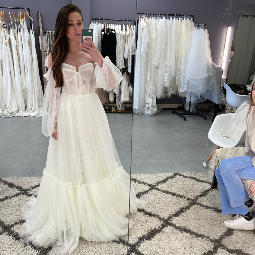 Bridal Parlour - Bridal Near Me - Shiloh, Illinois Bridal Parlour - Bridal Near Me - Shiloh, Illinois