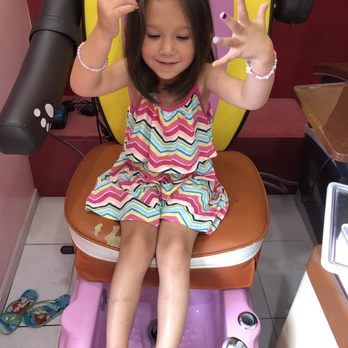 VIP Nails & Spa - Nails - Nail Salons Near Me - Burbank, Illinois