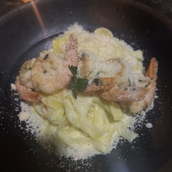 Shoma Bazaar - Alfredo pasta with shrimp - Breakfast & Brunch Near Me - Doral, Florida Shoma Bazaar - Alfredo pasta with shrimp - Breakfast & Brunch Near Me - Doral, Florida