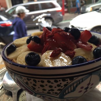 Pause Cafe - very berry acai bowl - Moroccan Near Me - New York, New York Pause Cafe - very berry acai bowl - Moroccan Near Me - New York, New York