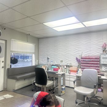 Anna Nails - The ambiance is more so  intimate and clean also modern. - Nail Salons Near Me - Castro Valley, California