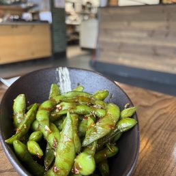 Spicy Garlic Edamame
