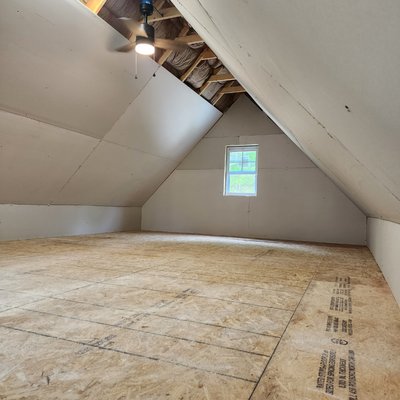 C.D.S. Home Remodeling Specialist Logo