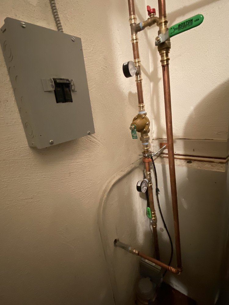 Slide of Distinct Plumbing Heating & Gas Fitting