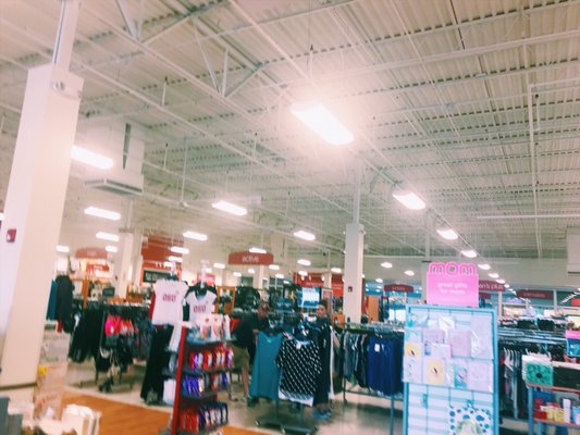 T J MAXX STORE - Updated September 2025 - 3575 Maple Ave, Zanesville, Ohio - Department Stores