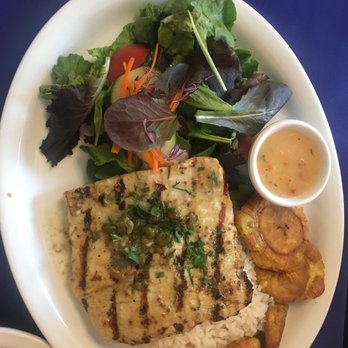 La Bella Managua - Mahimahi - Latin American Near Me - Toronto, Ontario La Bella Managua - Mahimahi - Latin American Near Me - Toronto, Ontario