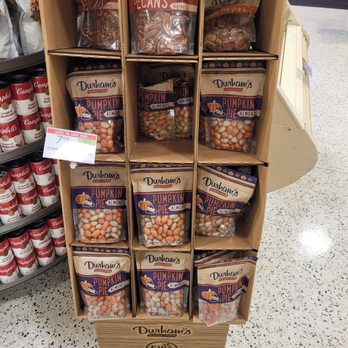Publix Pharmacy - a grocery store display with a variety of snacks - Grocery Near Me - Douglasville, Georgia Publix Pharmacy - a grocery store display with a variety of snacks - Grocery Near Me - Douglasville, Georgia