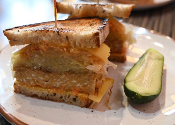 Mudgie's Deli and Bar by null