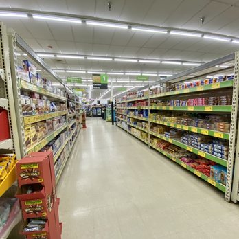 Dollar General Market - a grocery store aisle - Grocery Near Me - Mulberry, Florida Dollar General Market - a grocery store aisle - Grocery Near Me - Mulberry, Florida