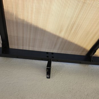 Installationpro - Middle anchor on the wall - Handyman Near Me - Irvine, California