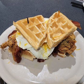 Atlanta Breakfast Club - Fried Green Tomato BLT ABC Burger - "Atlanta Breakfast Club Burger" Crispy Fried Chicken and Waffles - Southern Near Me - Atlanta, Georgia Atlanta Breakfast Club - Fried Green Tomato BLT ABC Burger - "Atlanta Breakfast Club Burger" Crispy Fried Chicken and Waffles - Southern Near Me - Atlanta, Georgia