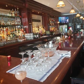 Sea Levels - Brunch punch at the bar...great, light cocktail and I'm stealing the recipe! - Seafood Near Me - Brightwaters, New York