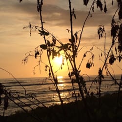 Barber's Point Beach Park & Lighthouse - Sun setting