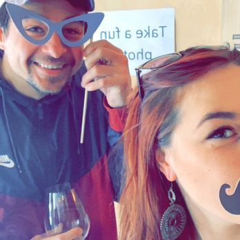 Harvest Moon Winery - #selfie corner! - Wineries Near Me - Santa Rosa, California Harvest Moon Winery - #selfie corner! - Wineries Near Me - Santa Rosa, California