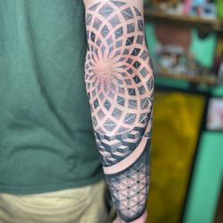 Full Circle Tattoo Collective