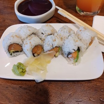 Benihana - Salmon Avocado  Sushi  Roll - Sushi Bars Near Me - Orlando, Florida