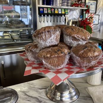 Broad Street Diner - Giant muffins - Diners Near Me - Keyport, New Jersey Broad Street Diner - Giant muffins - Diners Near Me - Keyport, New Jersey