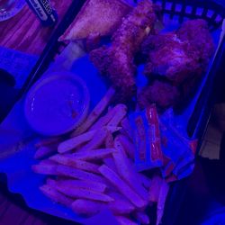 The Corner Craft Beer - Chicken strips combo