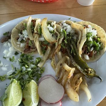 La Bamba Tacos - Tripa tacos come with onion and cilantro. Love the grilled jalapeño. - Tacos Near Me - Plano, Texas La Bamba Tacos - Tripa tacos come with onion and cilantro. Love the grilled jalapeño. - Tacos Near Me - Plano, Texas