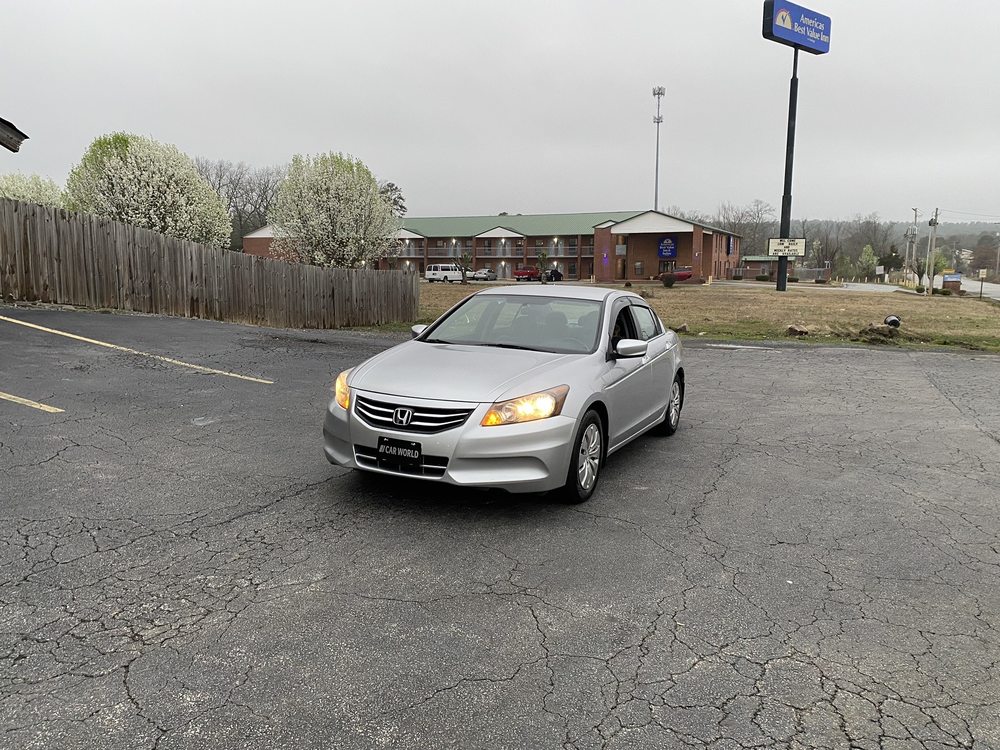 CAR WORLD Updated August 2024 15 Photos 802 W 6th St, Conway, Arkansas Used Car Dealers