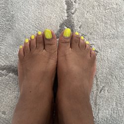 Uber Nails - Pedi
