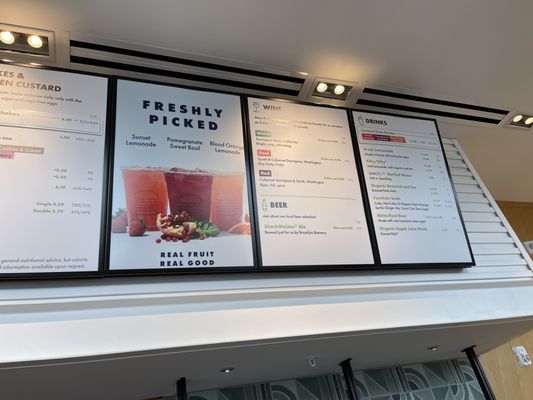 Shake Shack Bay Street by null