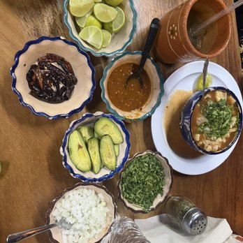 Menudería Guadalajara - All the fixings for menudo - Mexican Near Me - Tijuana, BCN