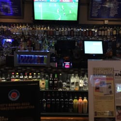 Brew Hounds - Great selection of craft beers and mixed barrel drinks.. And the  secret weapon? CAROL.. Awesome baretender!