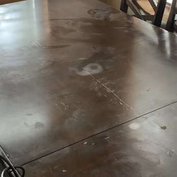 Bear Creek Resort - The dirty table. This was taken minutes after I walked in. - Guest Houses Near Me - Big Bear Lake, California Bear Creek Resort - The dirty table. This was taken minutes after I walked in. - Guest Houses Near Me - Big Bear Lake, California