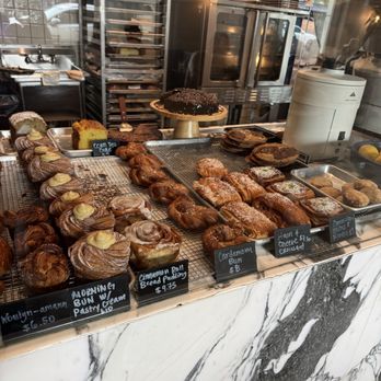 Façade Bakery - Pastries and bites - Bakeries Near Me - Coral Gables, Florida