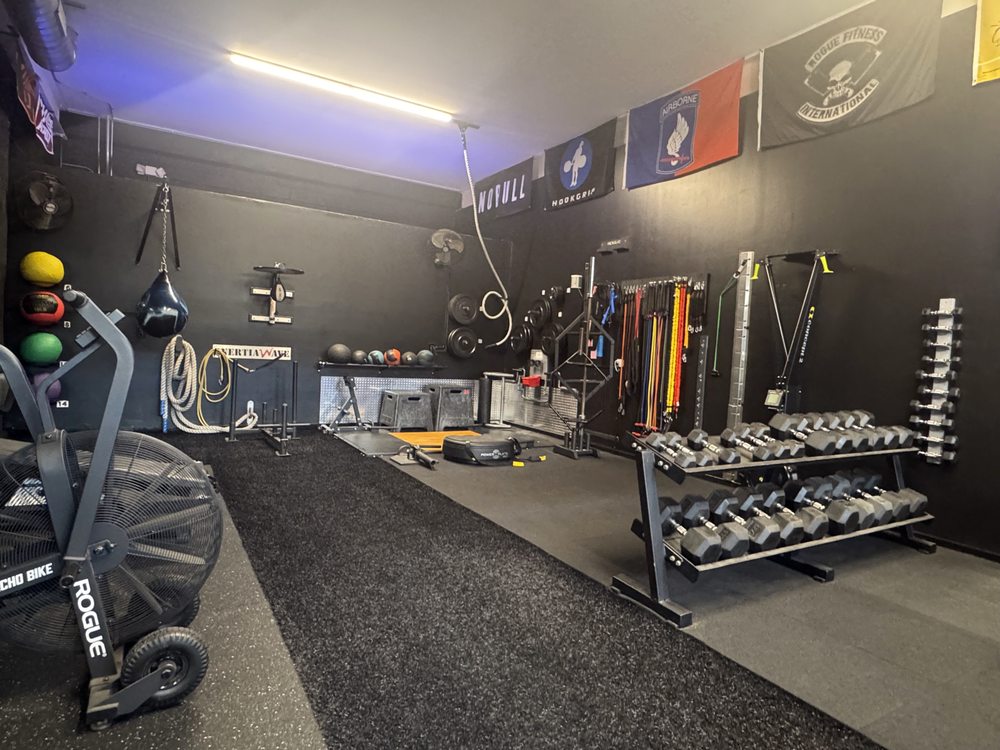 Iron House Gym Logo