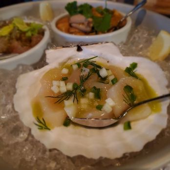 Tableau Bar Bistro - Scallops with a sweet sauce - Bars Near Me - Vancouver, British Columbia