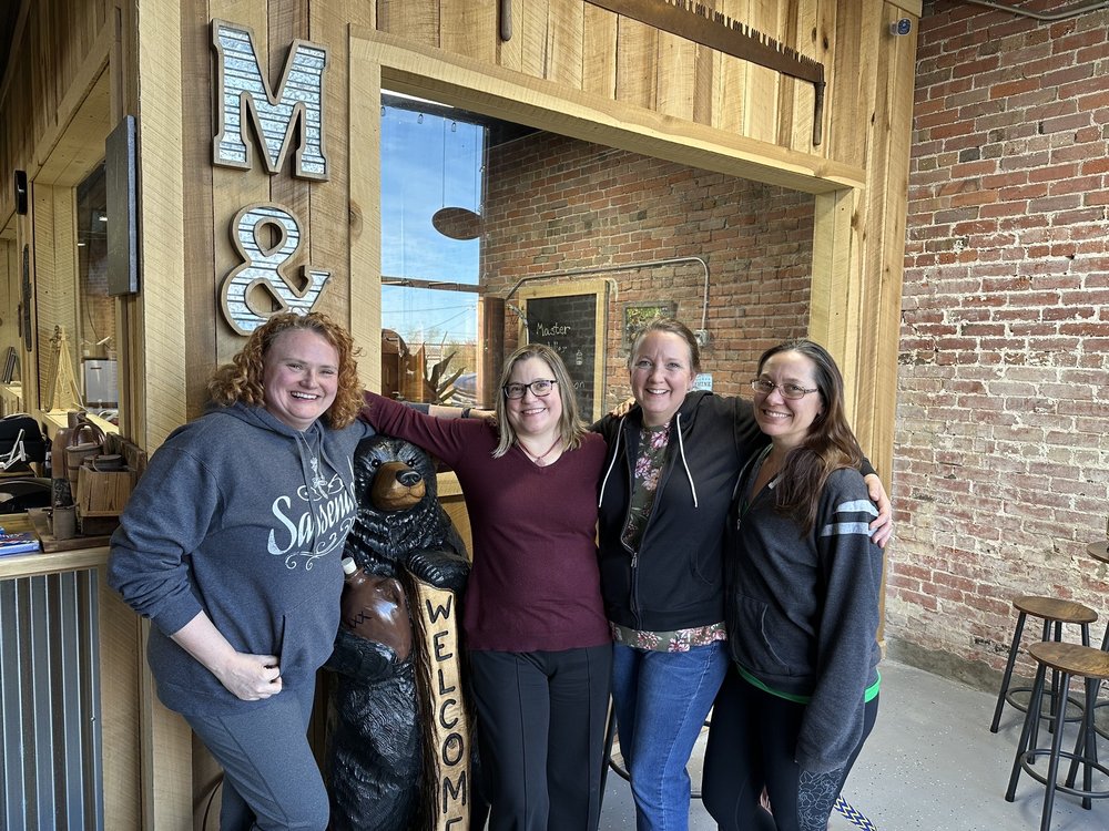 M & T Distilling Logo