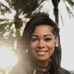 Glowing Touch Massage - Meet Shayla