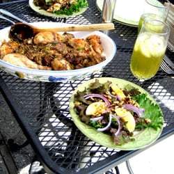Gourmet To Go Culinary - Vintage Chicken & Salad