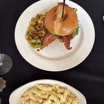 Circa 1918 - mac and cheese and avocado chicken club - Southern Near Me - Lavonia, Georgia Circa 1918 - mac and cheese and avocado chicken club - Southern Near Me - Lavonia, Georgia
