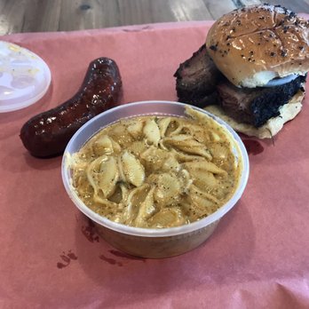 la Barbecue - Mac and cheese, brisket sandwich and chipotle sausage - Barbeque Near Me - Austin, Texas la Barbecue - Mac and cheese, brisket sandwich and chipotle sausage - Barbeque Near Me - Austin, Texas