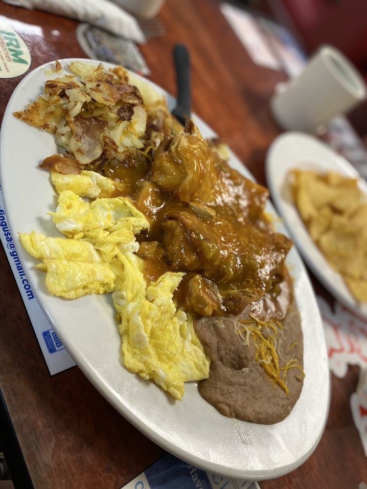 Mike's Cafe — Mexican restaurant in Englewood