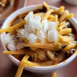 Big Tiny's BBQ - Chili with cheese and onions