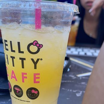 Hello Kitty Cafe - Desserts Near Me - Las Vegas, Nevada