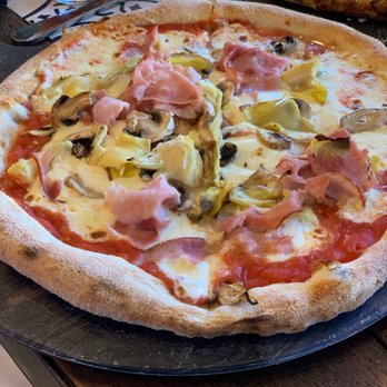 Farmer's Table - Farmer's Pizza no olives - New American Near Me - La Mesa, California